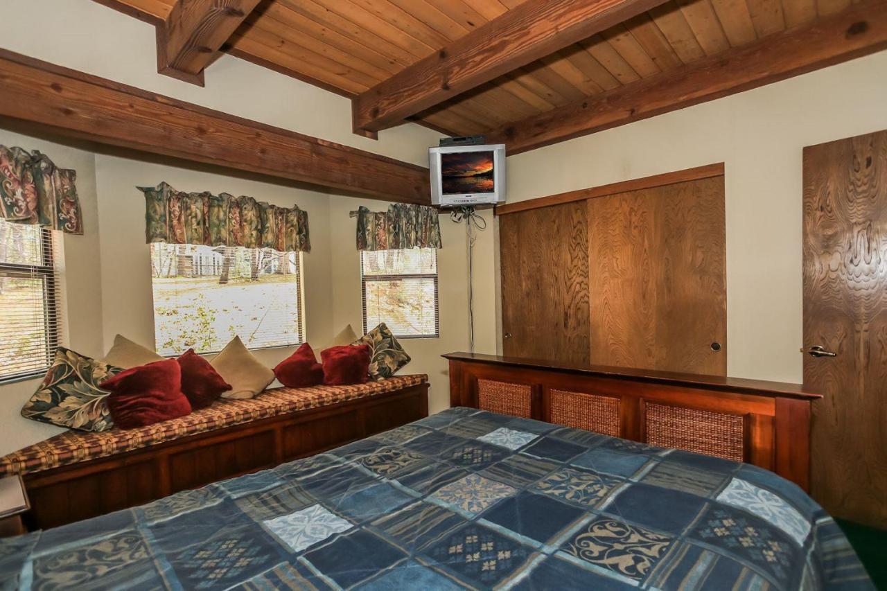 Summit Adventure - Beautiful, Spacious And Quiet Home! Foosball, Pool And Poker Table! Jet Tub! Big Bear Lake Exterior photo